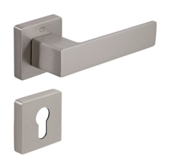 Çebi A5167 MP08 CUBE Kapı Kolu Fırçalanmış İnox Barelli