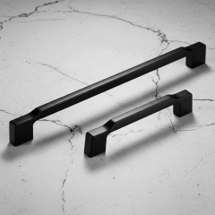 Marka 160 mm Siyah Mobilya Kulbu