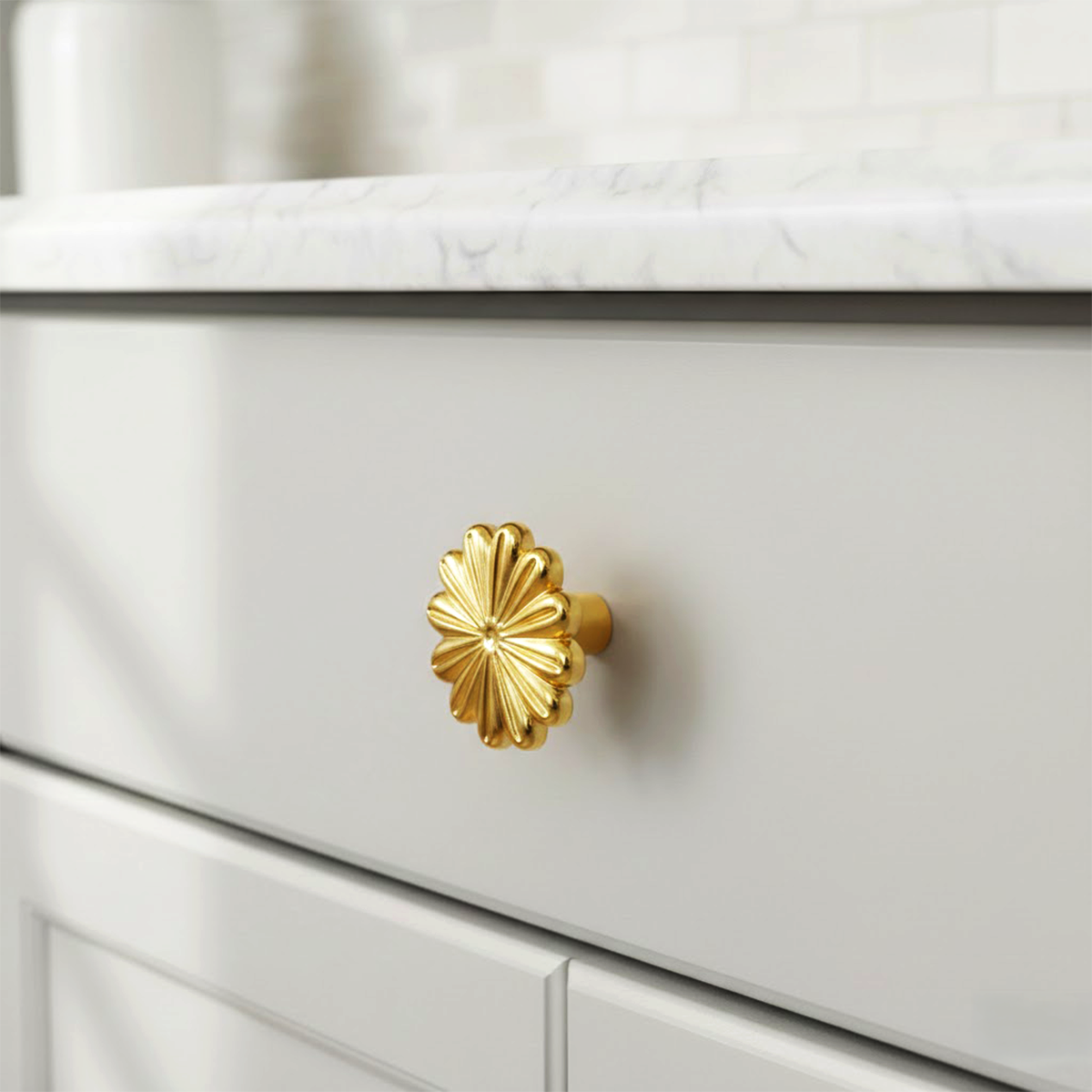 LILY Dügme Kulp parlak altin