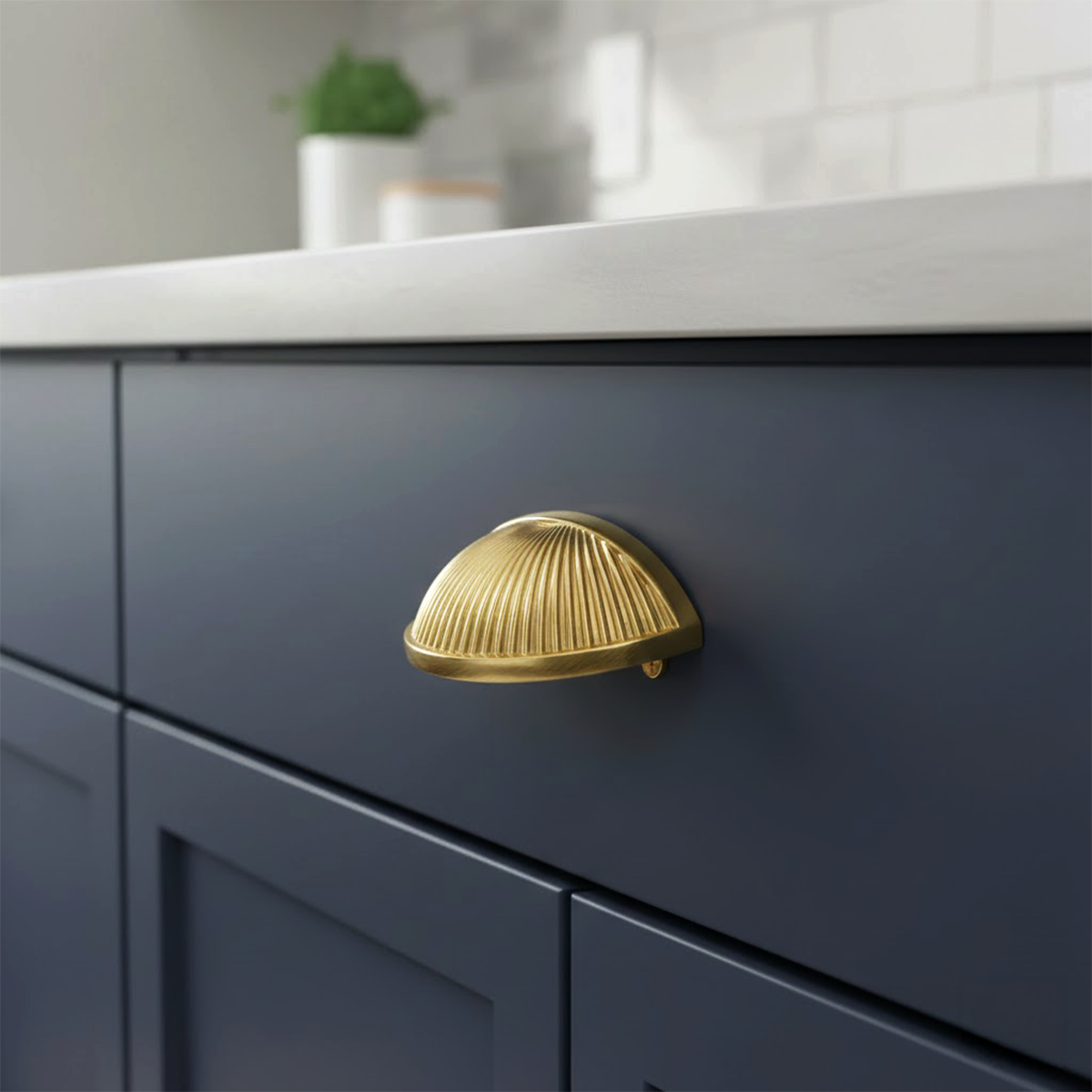 GAIN MK Kabuk kulp parlak altin 64mm